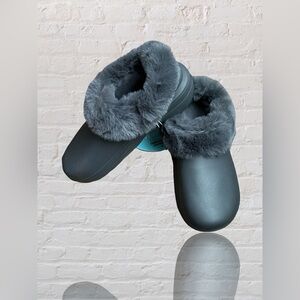 Totes  Bailey Women's Plush Removable Liner
Clog Slippers Color Gray Size 11